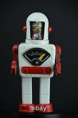 YONEZAWA Space Scout Robot Windup Tin Toy RARE White Red Vintage 1958 Japan